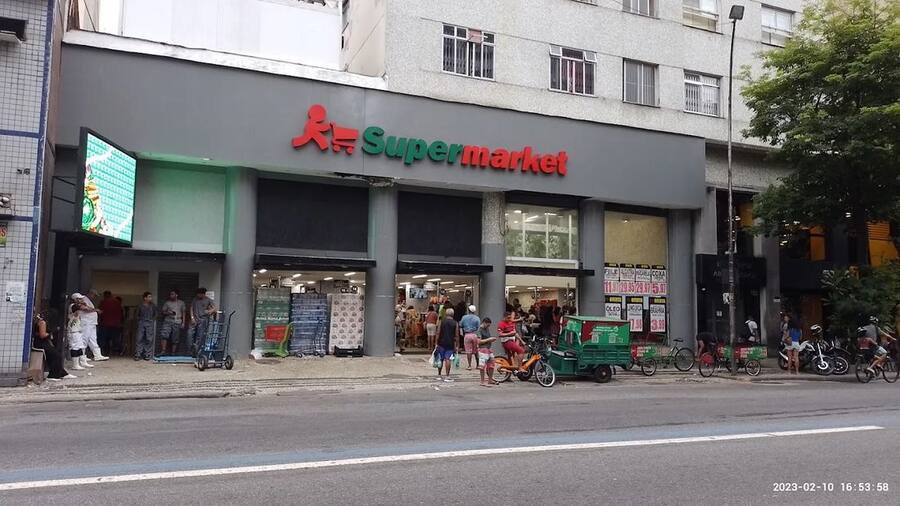 Supermarket fachada
